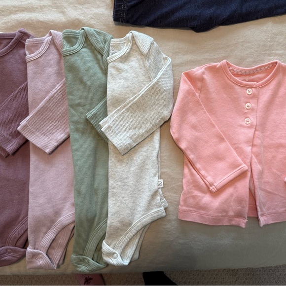 6-9 and 9 month baby girl winter/spring bundle - Picture 4 of 9